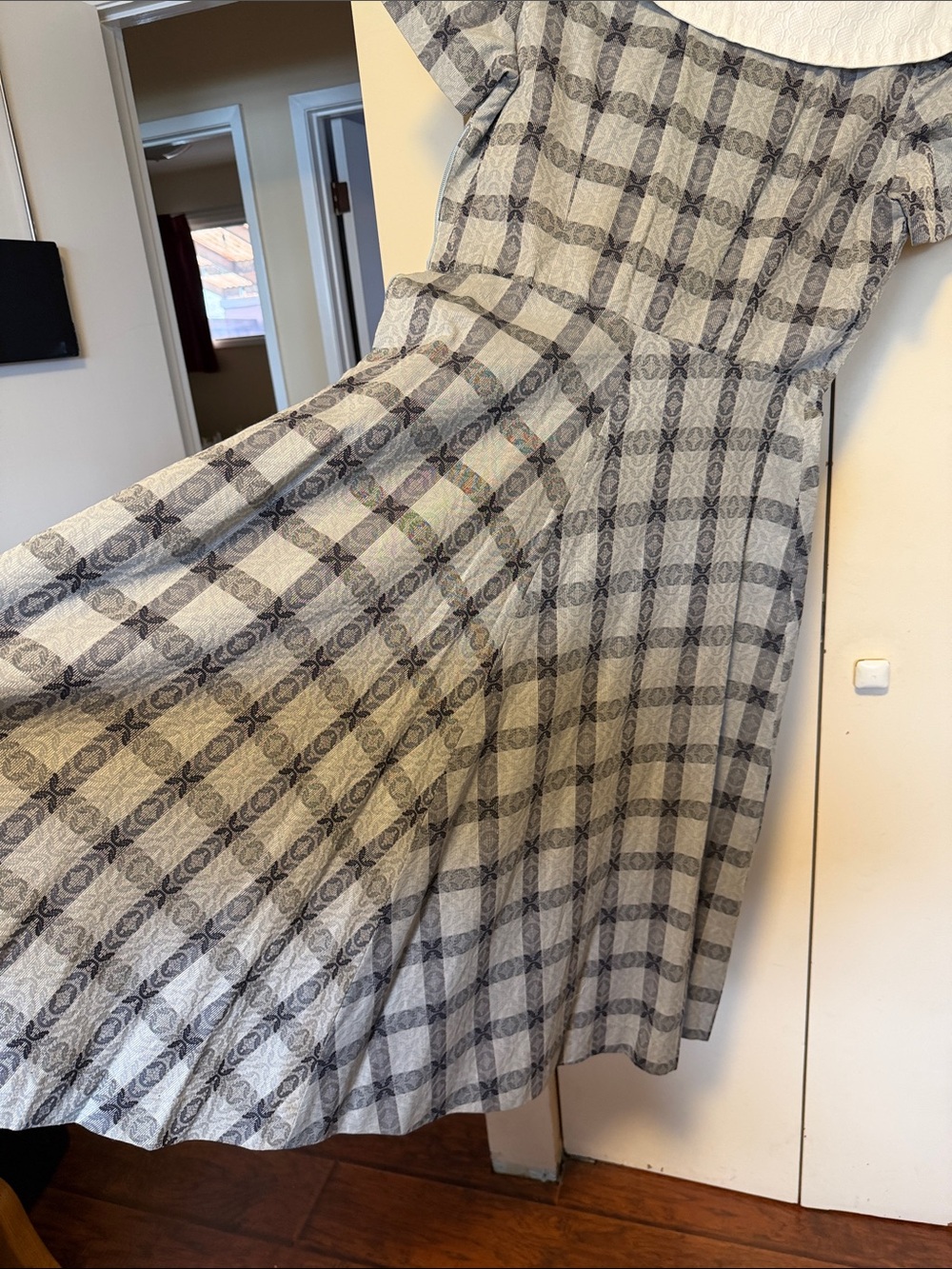 Vintage Blue & Grey Plaid Dress with White Sailor Collar - Picture 5 of 7
